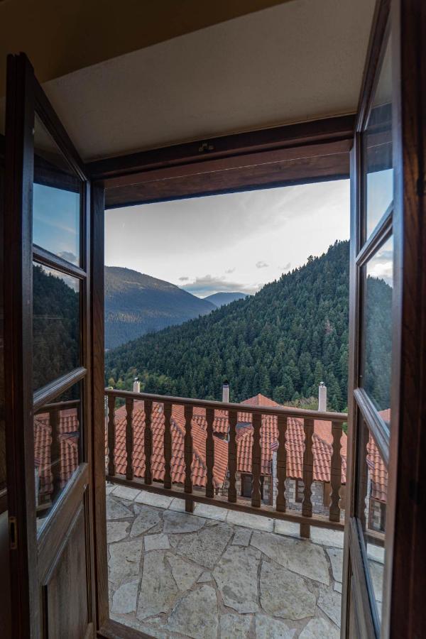 Maisonette Korfes-Κορφές-Μ Δύο Αυτόνομοι Όρoφοι Της Βίλας Κορφές Για Οικογένειες Και Μικρές Παρέες Karpenisi Buitenkant foto