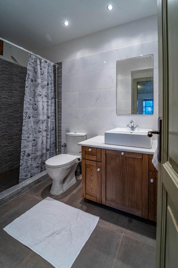 Maisonette Korfes-Κορφές-Μ Δύο Αυτόνομοι Όρoφοι Της Βίλας Κορφές Για Οικογένειες Και Μικρές Παρέες Karpenisi Buitenkant foto
