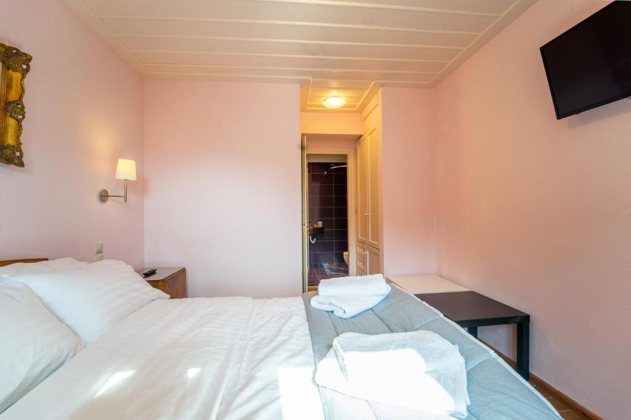 Maisonette Korfes-Κορφές-Μ Δύο Αυτόνομοι Όρoφοι Της Βίλας Κορφές Για Οικογένειες Και Μικρές Παρέες Karpenisi Buitenkant foto
