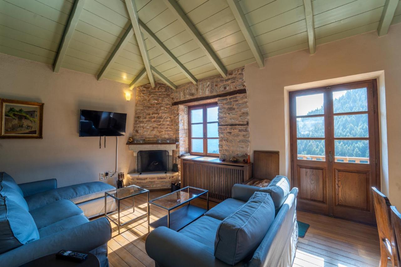 Maisonette Korfes-Κορφές-Μ Δύο Αυτόνομοι Όρoφοι Της Βίλας Κορφές Για Οικογένειες Και Μικρές Παρέες Karpenisi Buitenkant foto