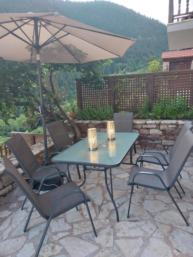 Maisonette Korfes-Κορφές-Μ Δύο Αυτόνομοι Όρoφοι Της Βίλας Κορφές Για Οικογένειες Και Μικρές Παρέες Karpenisi Buitenkant foto